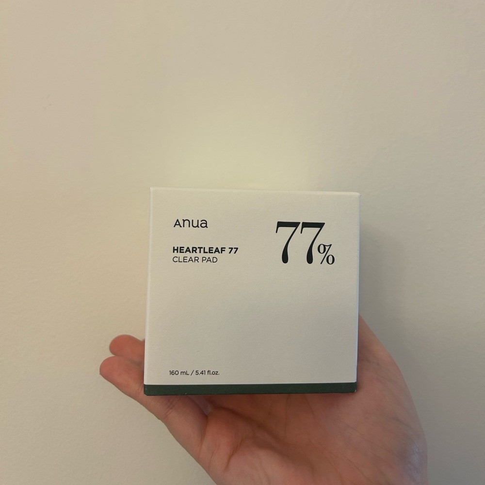 NEW/UNOPENED Anua heartleaf 77% clear toner pads